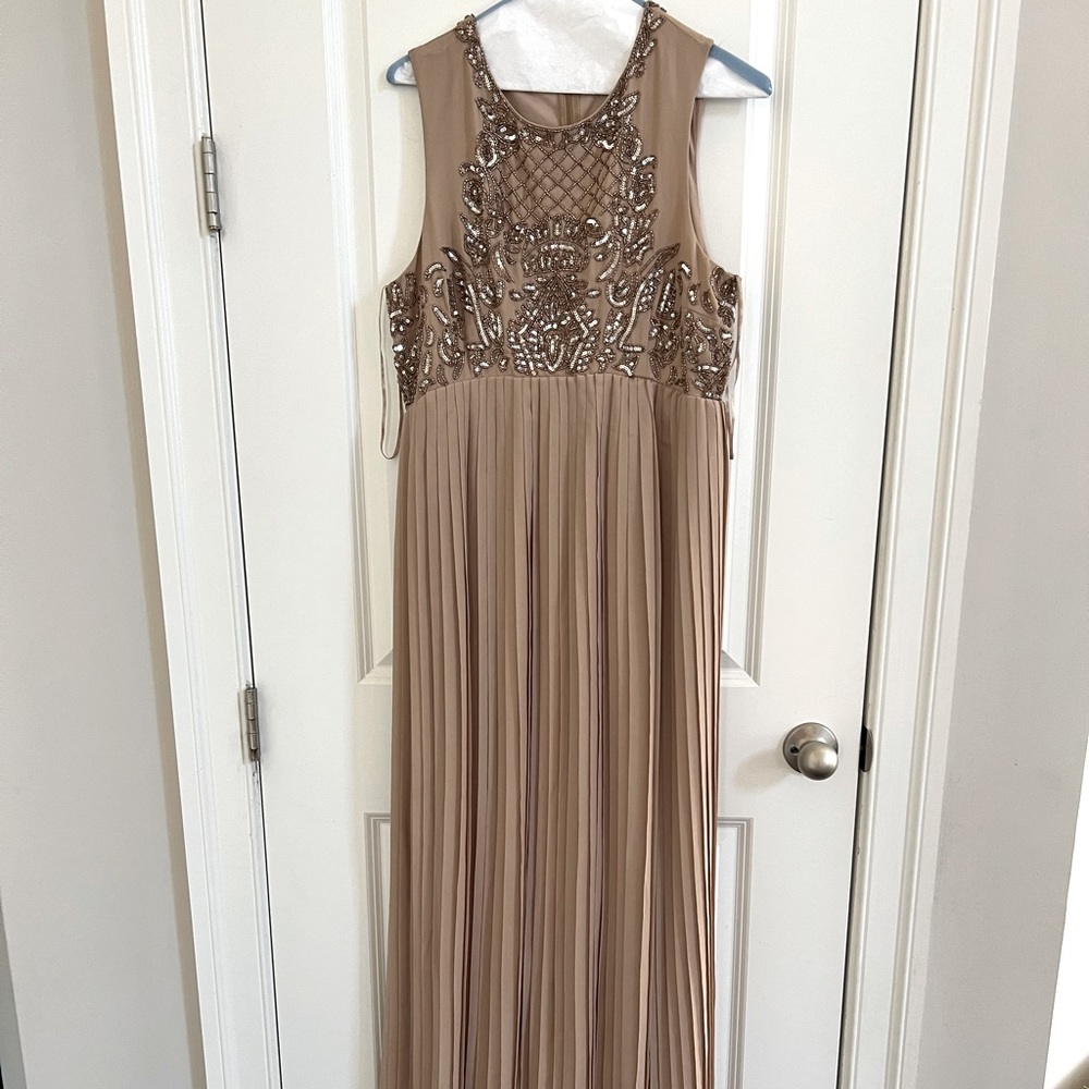 Stunning Maternity Maya Dress beaded for photo shoots by ASOS